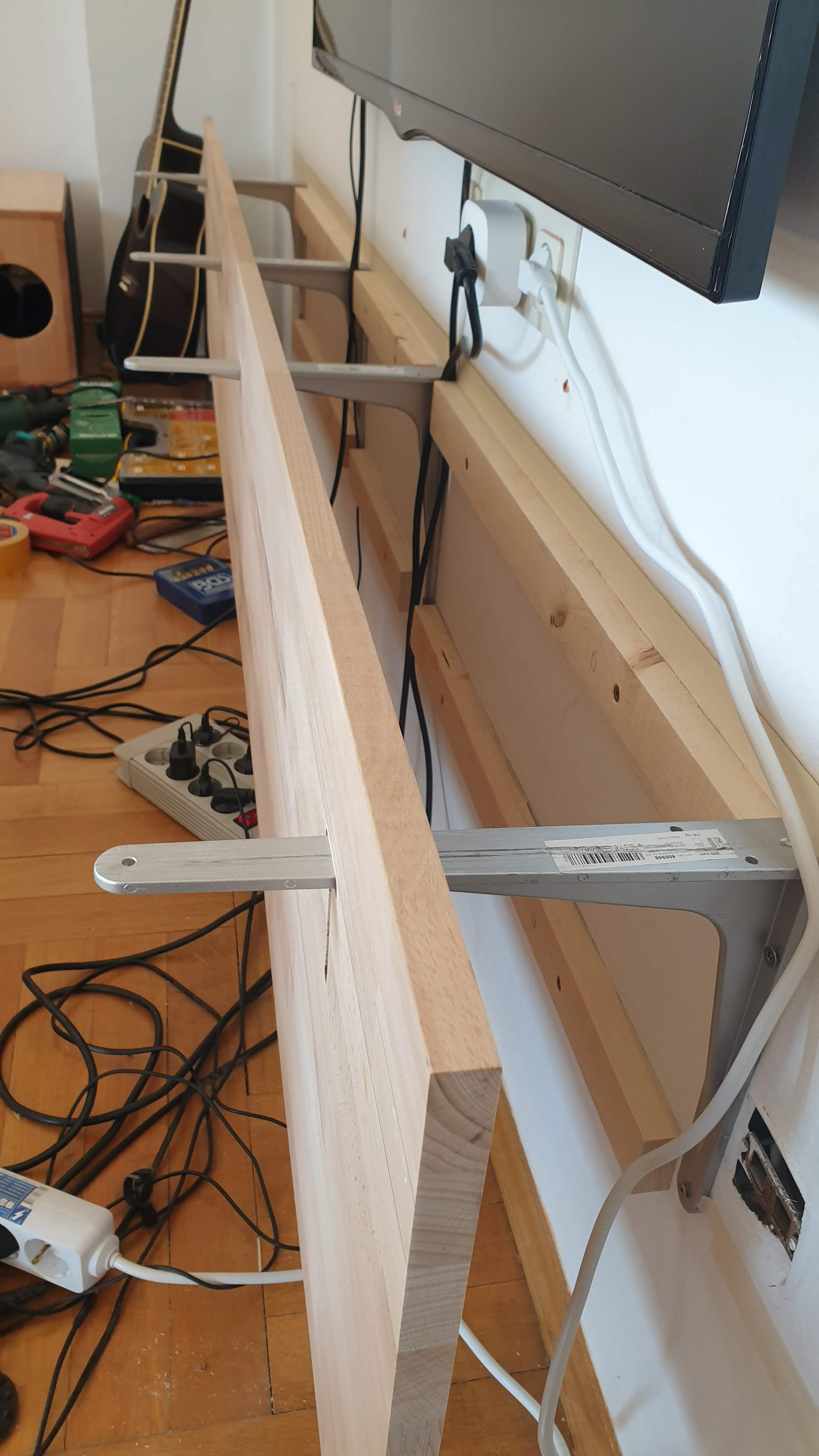 20210403 Fernsehwand 7